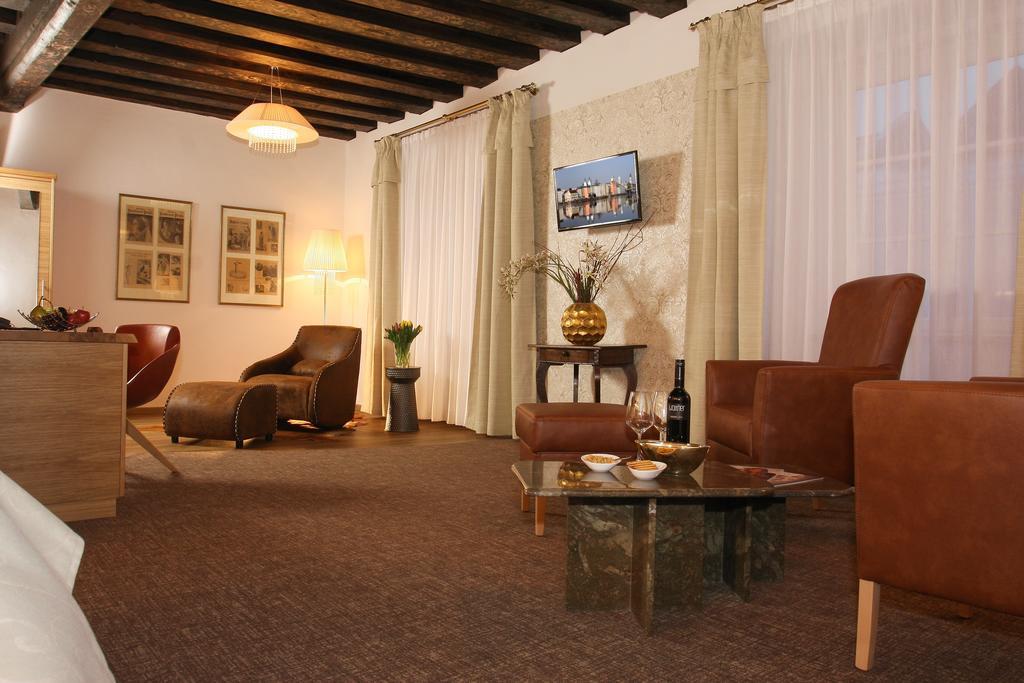 Altstadt-Hotel พัสเซา ภายนอก รูปภาพ