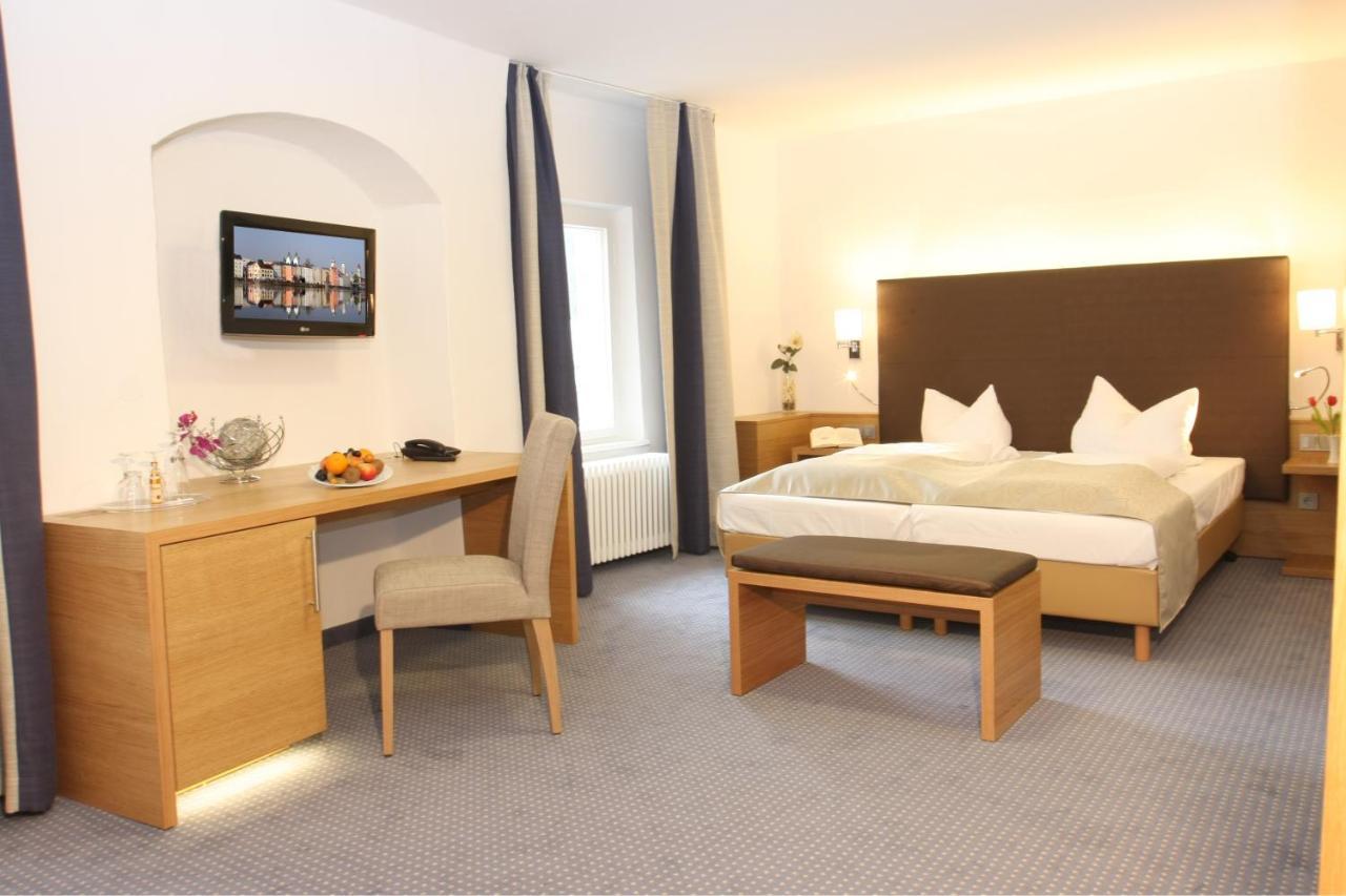 Altstadt-Hotel พัสเซา ภายนอก รูปภาพ